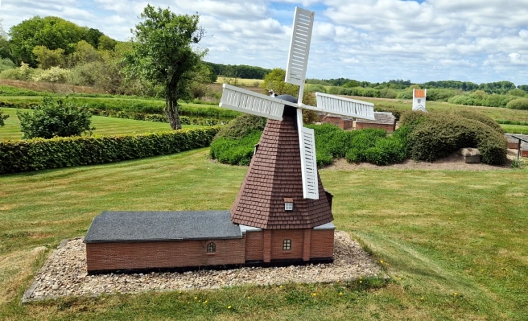 Detalje fra Daugbjerg Minilandsby -møllen